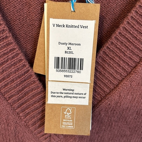 WoolOvers V Neck Merino Wool Vest Dusty Maroon - Picture 5 of 8